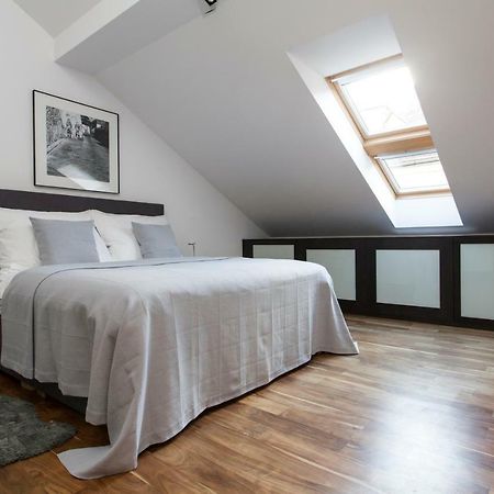 Attic Apartment Prague Ngoại thất bức ảnh